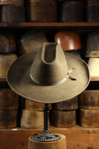 The Buffalo Hunter -  7 1/4